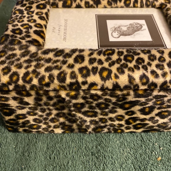 Jewel Box with plush Cheetah exterior - Picture 5 of 5